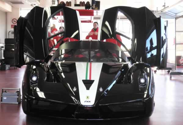 fxx_black_1.jpg