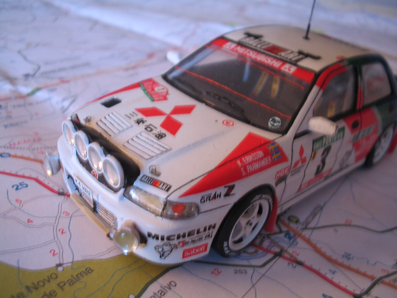 MITSUBISHI-1993-02.jpg