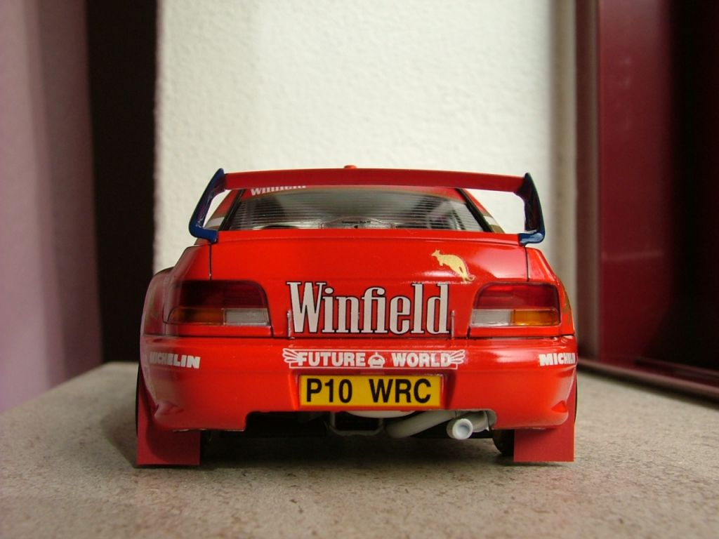 Subaru Winfield - Traseira 1.jpg