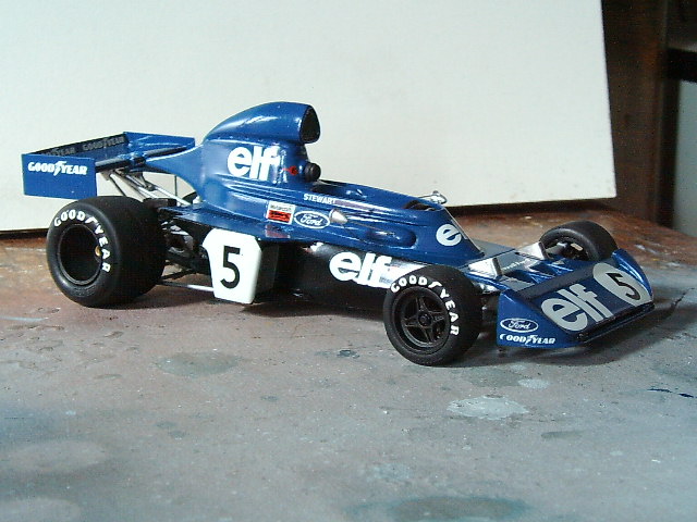 Tyrrell 006, marca AMD.