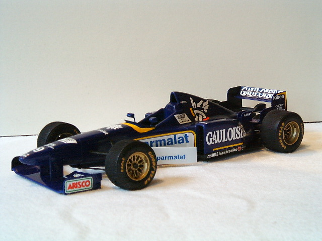 Ligier JS43, conversão feita a partir de uma Benetton B195 da Academy, usando decais Musem Collection.