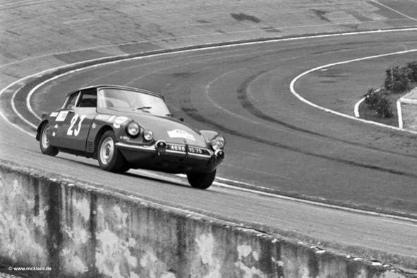 Para transformar nisto: TAP 1969