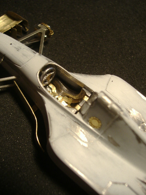 O volante e o painel de instrumentos,