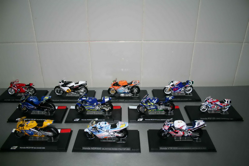 Estas tb à escala 1/24 são da colecção Moto GP
