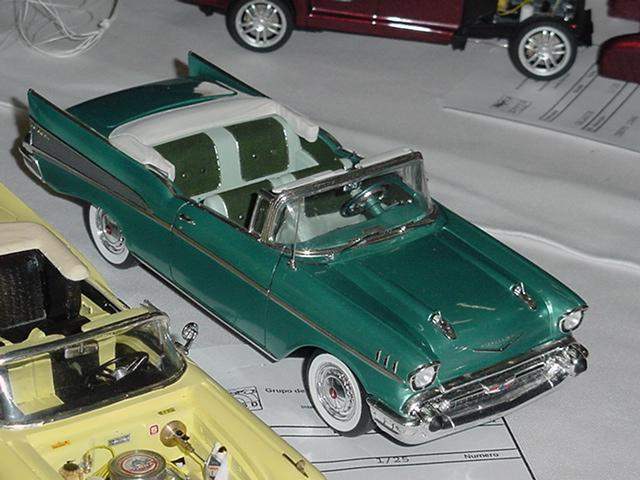 Belair 57 conversível Kit da AMT que removi o teto
