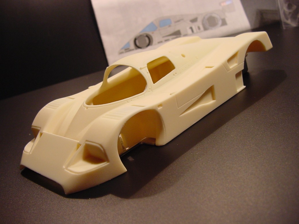sauber c11.00.JPG