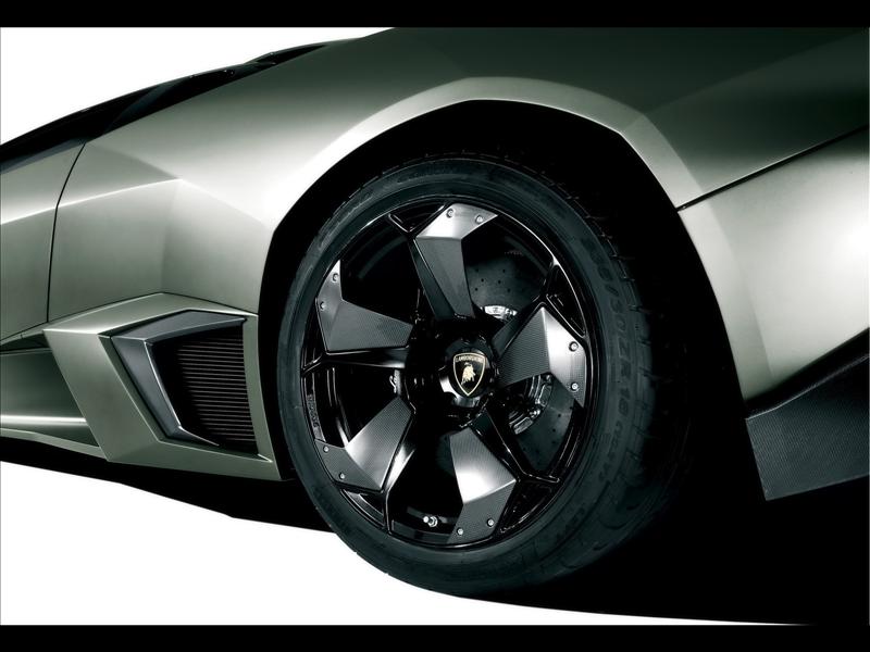 Lamborghini Reventon 2008 7_800x600.jpg