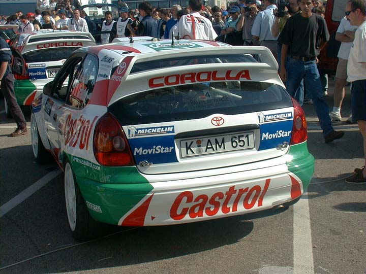 AE111_08.jpg