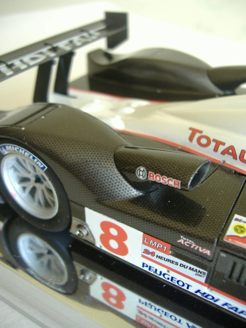 908LM07 036.jpg