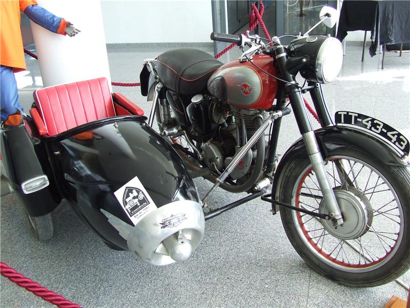 DSCF3694_800x600.jpg