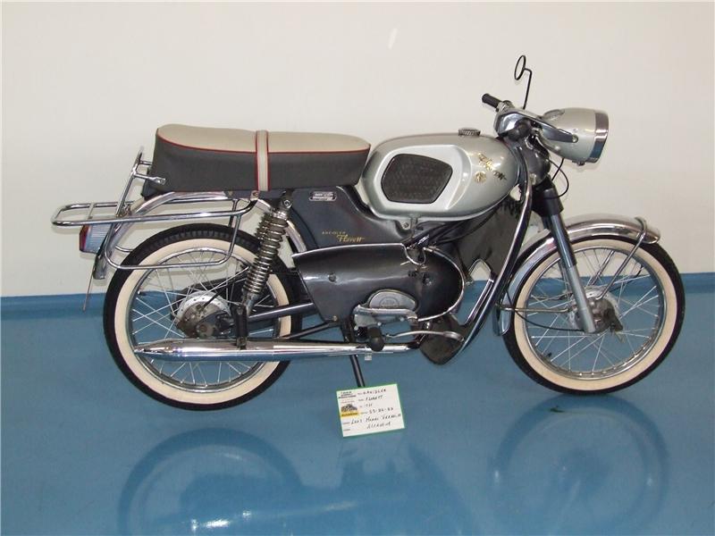 DSCF3900_800x600.jpg