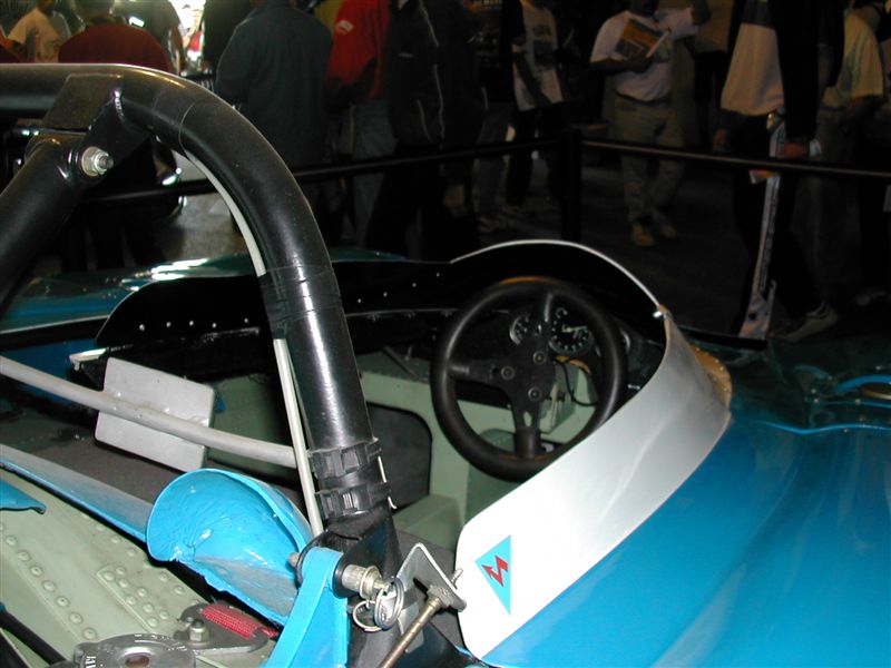 670%20volant.jpg
