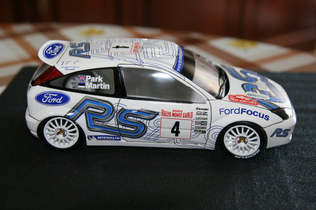 Ford Focus 02-30.JPG