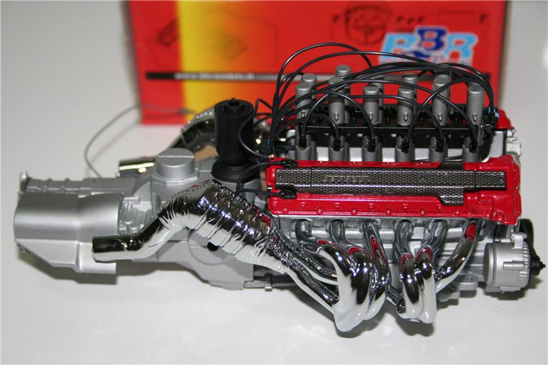 F140 lindo 12v a 65º 4 arvores de canes à cabeça,48 vavulas,5998cc,660cv e 657Nm