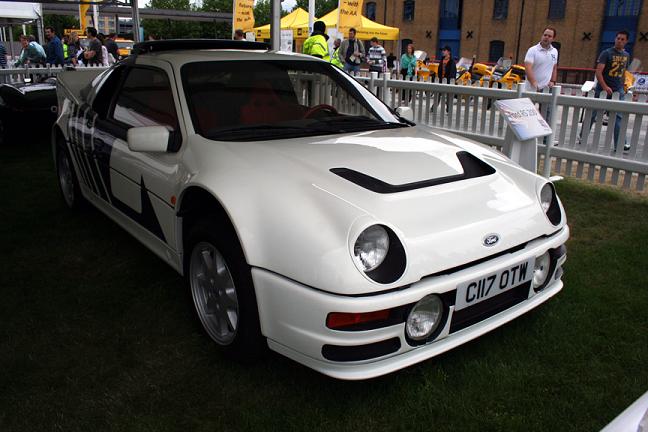 Ford RS200.jpg