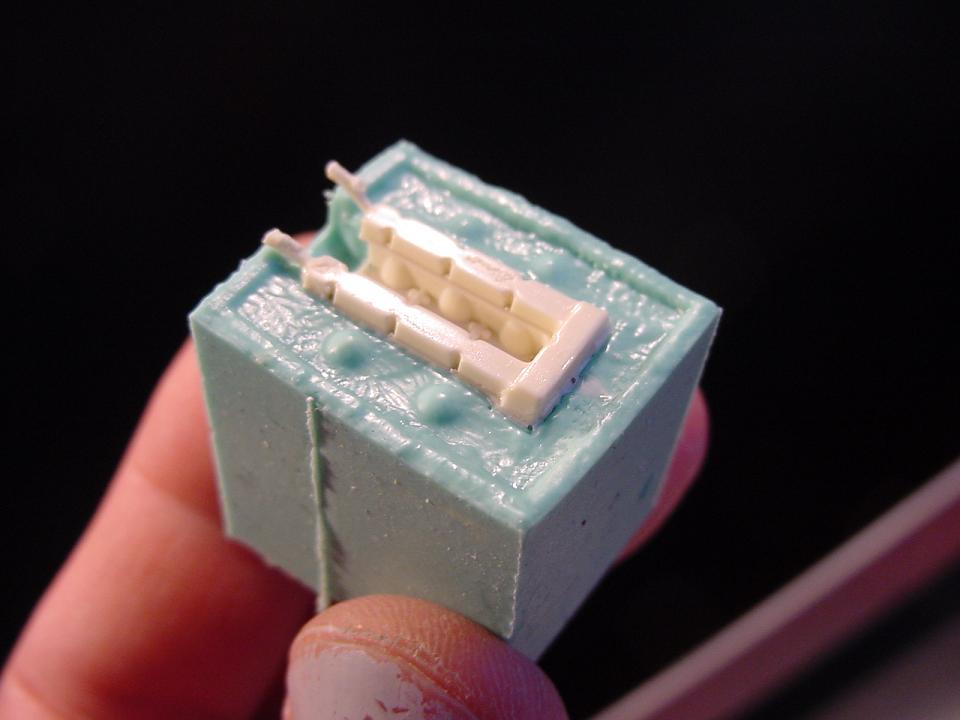 comecei por fazer cópias das cabeças do stratos da fujimi...