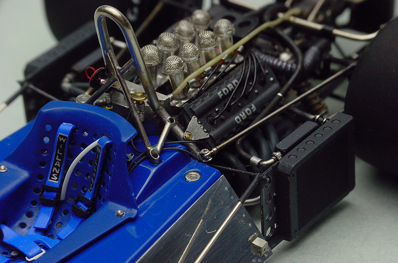 Tyrrel 6 rodas montado por Kamimura com base no superkit da Tameo