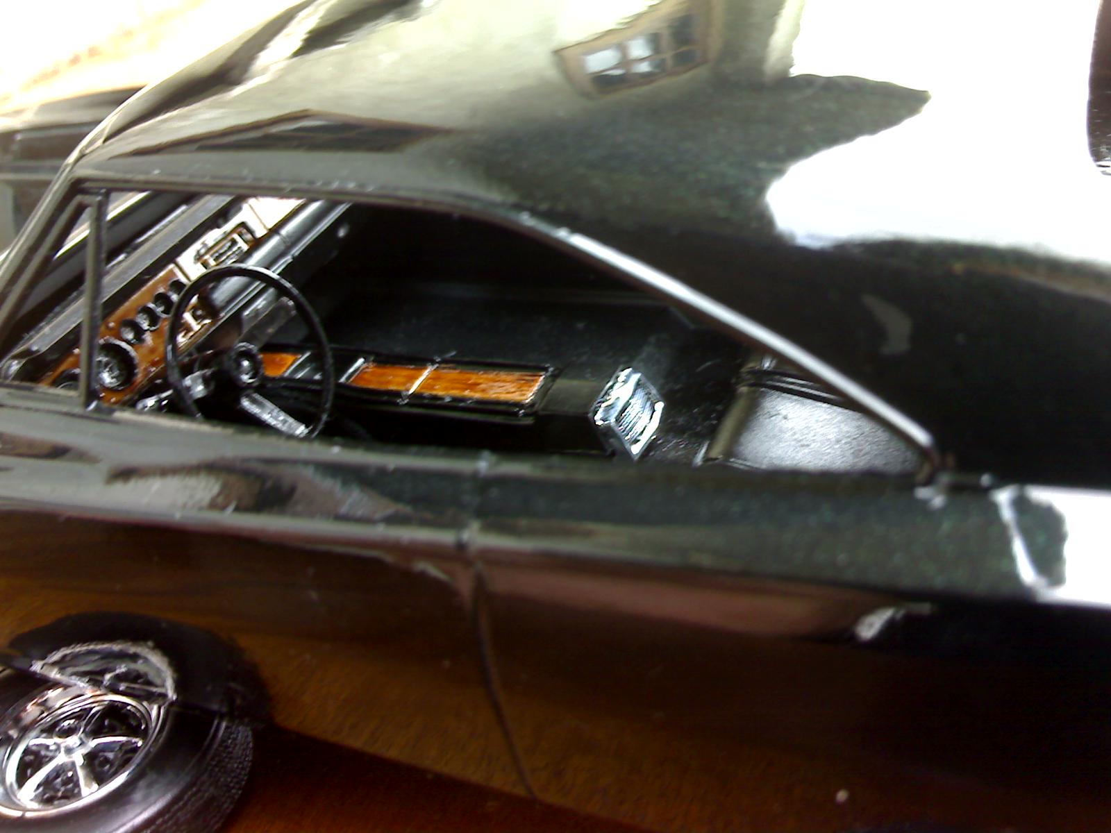 interior , body sem frisos.