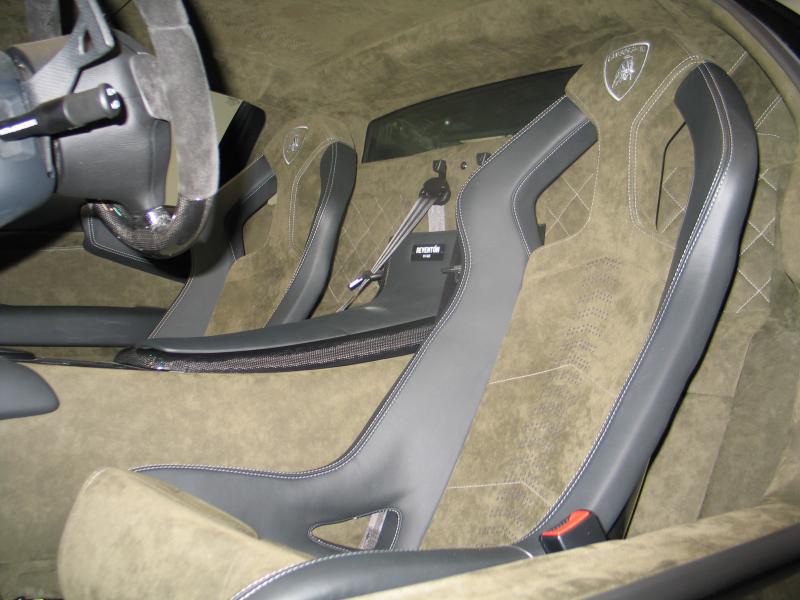 REVENTON.jpg