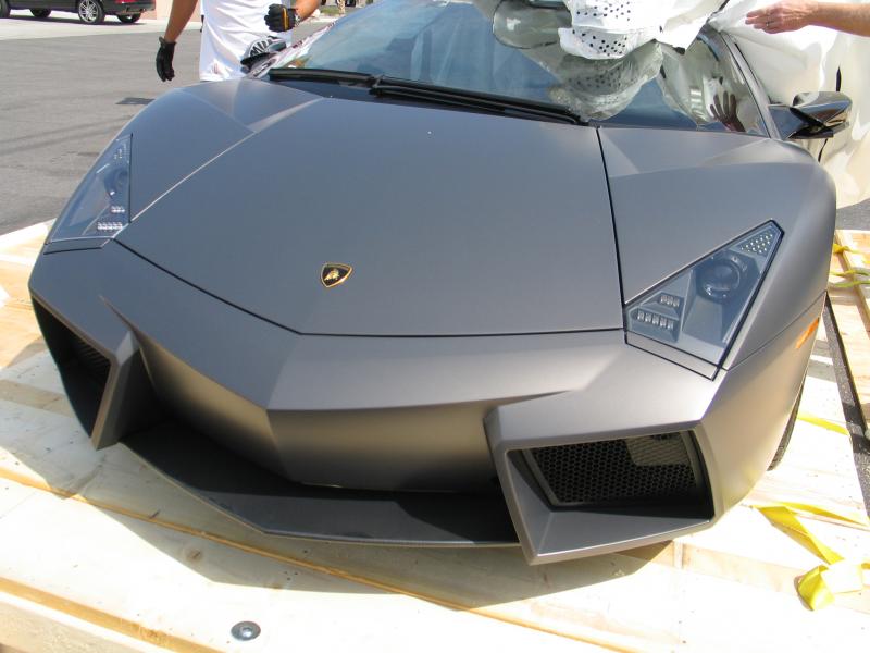 REVENTON3.jpg
