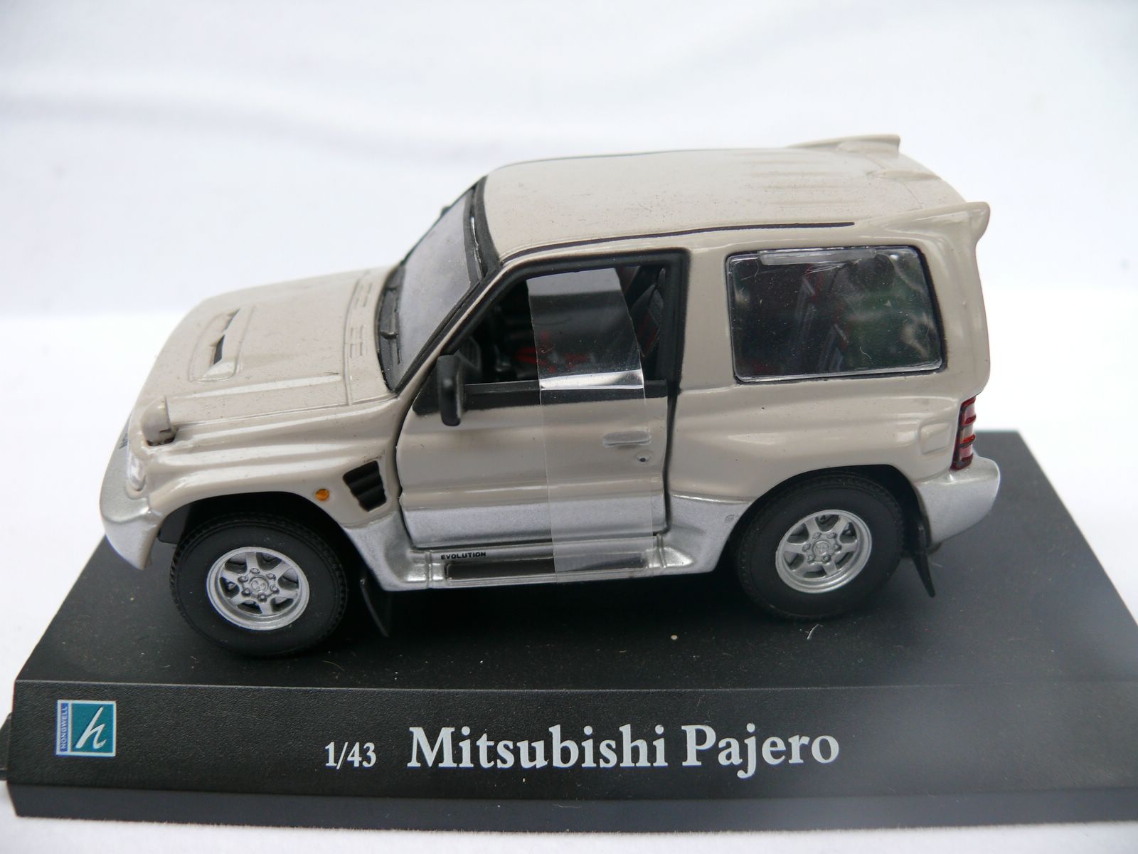Miniatura Esc. 1-43 (comprada num Hipermercado.JPG
