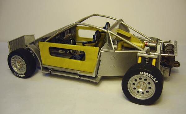 037_interior.jpg