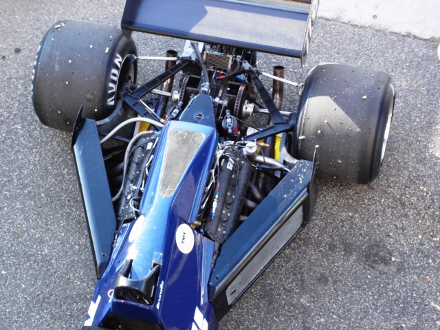 Tyrrell 012