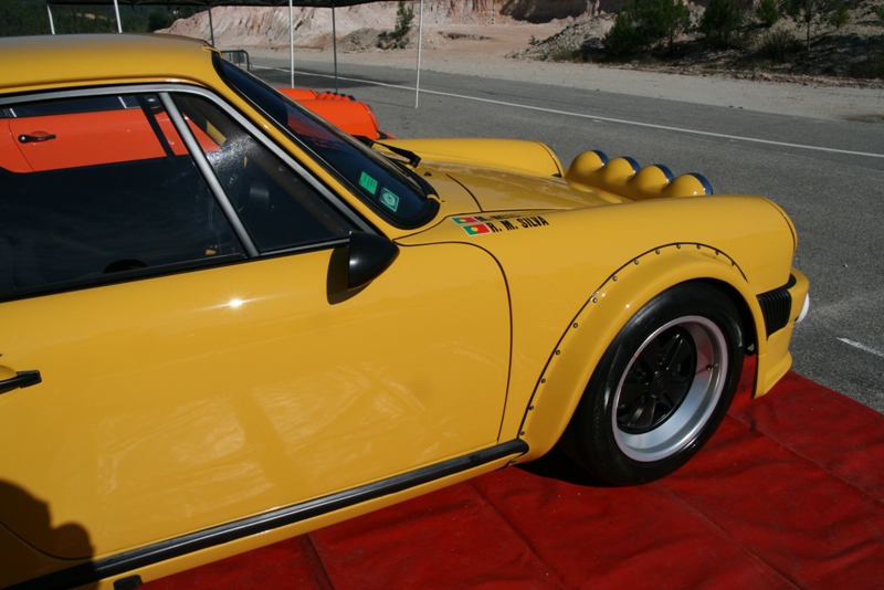 Porsche 911 9.JPG