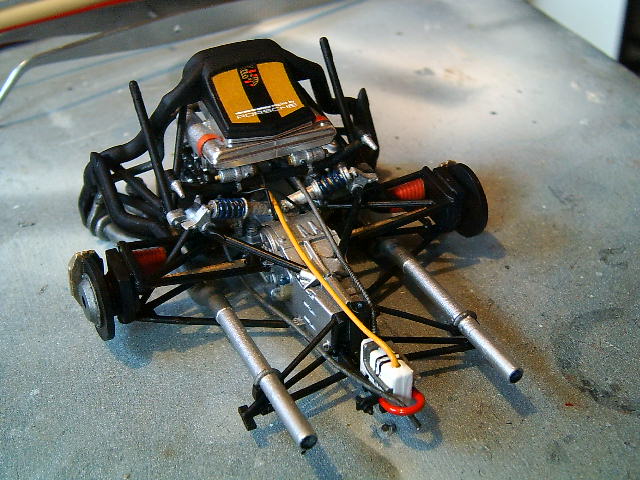 911 GT1 motor 002.jpg