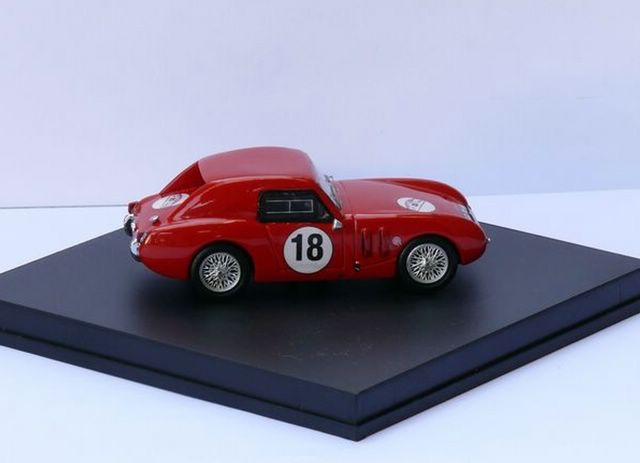 Miniatura Austin Lat dir [640x480].JPG