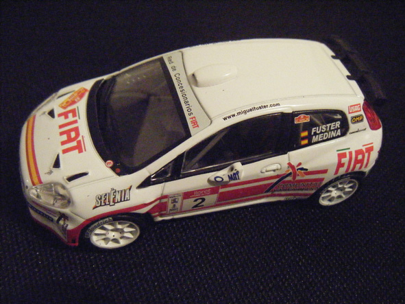 01-Fiat.jpg