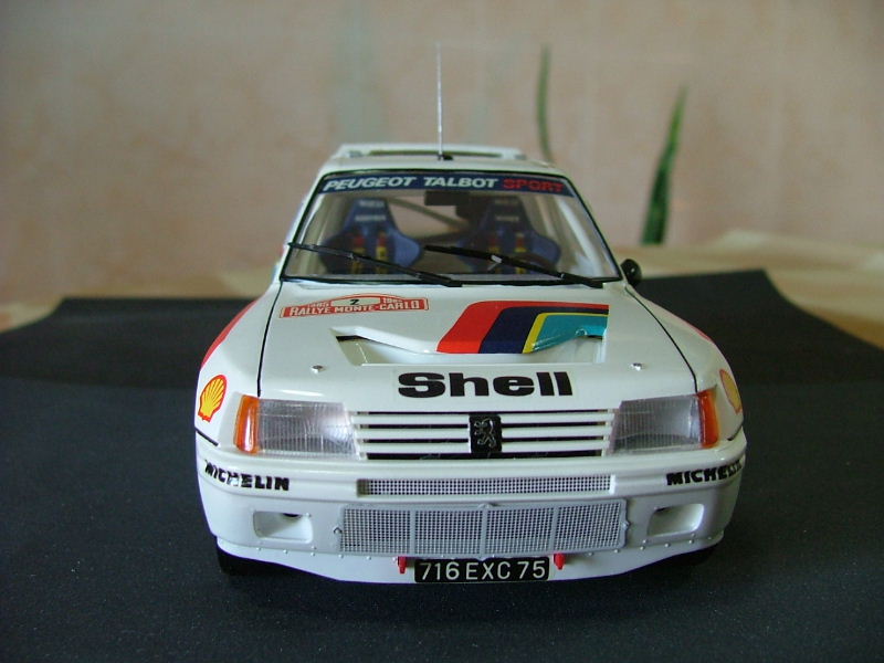 Peugeot 205 T16 8.JPG