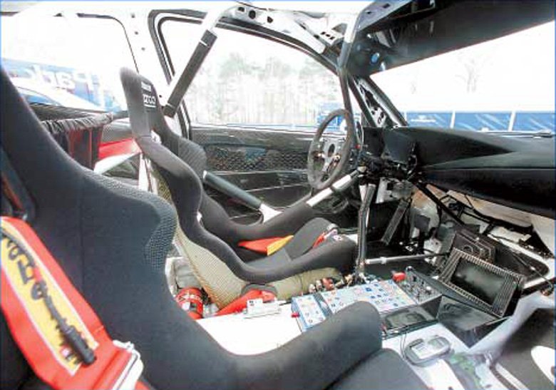 Interior Focus 2003-01