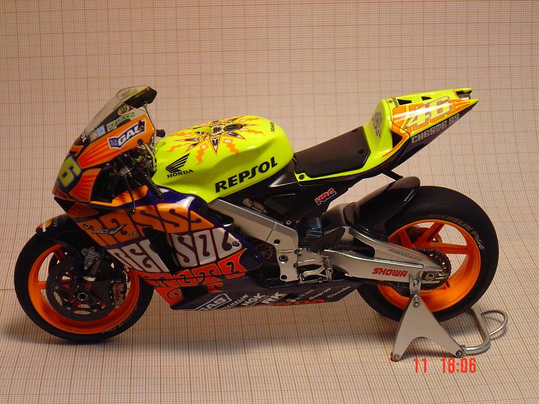 RCV 211 048L.jpg