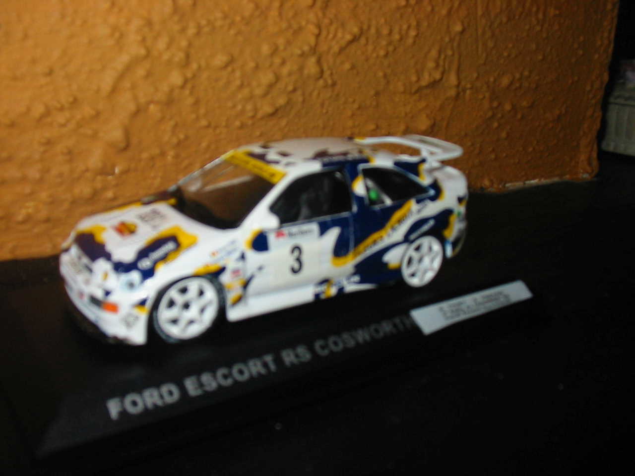 Ford Escort Cosw n°3 Ixo décals club line ? Condroz 96