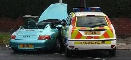 police_crash2_124.jpg
