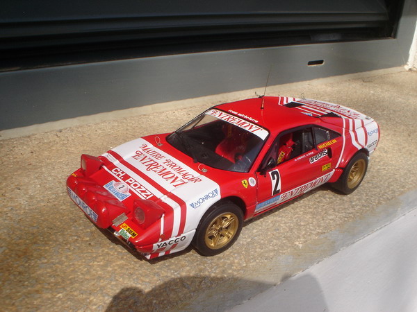 ferrari.jpg