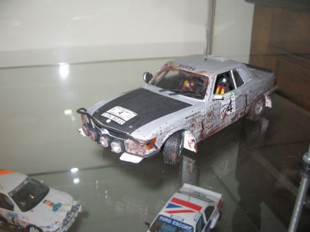 mercedes 450 slc waldegaard, no antigo bandama. motor 6 cilindros, 5 L e caixa automática de 3 V. impensável hoje, o ano 79.