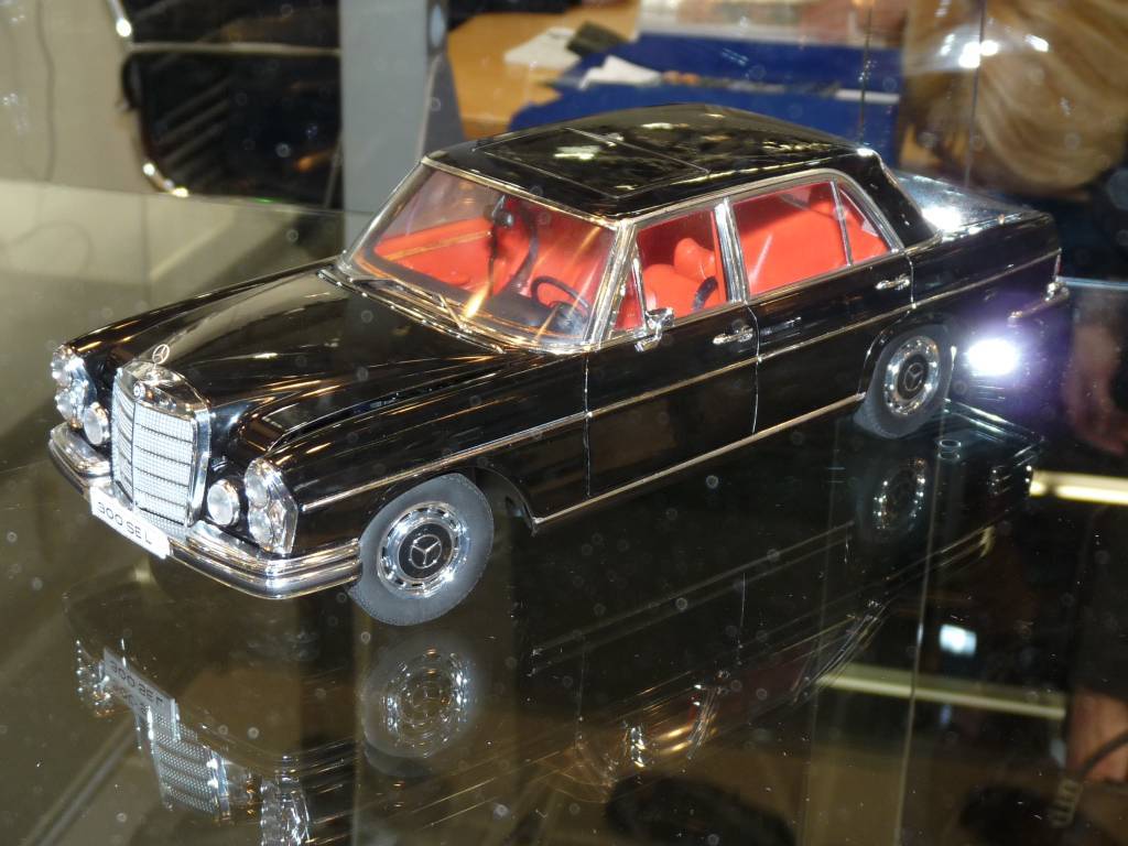 auto-art 300sel.jpg