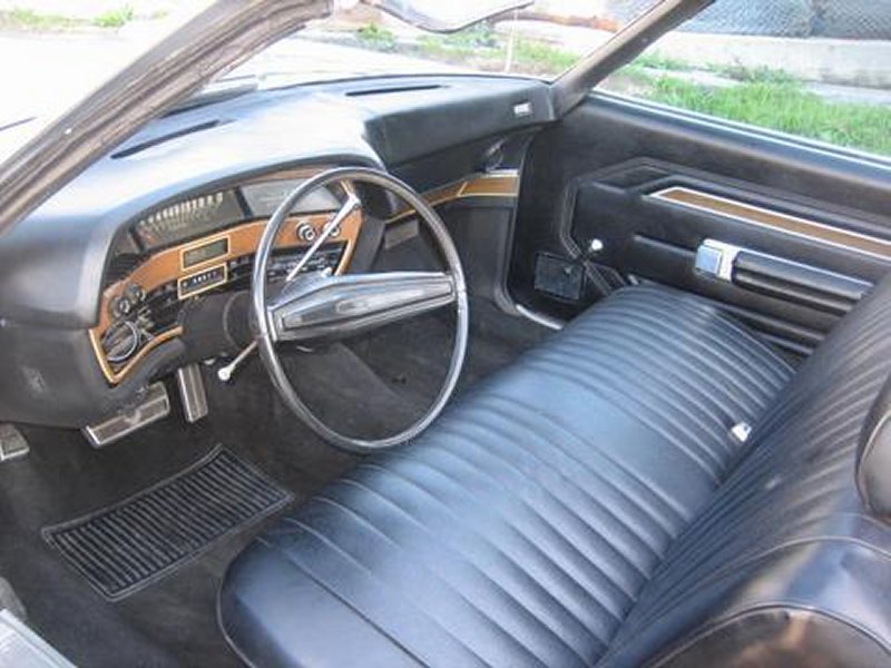 1970 Galaxie dash.jpg