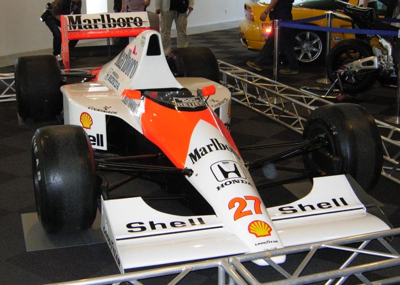 McLaren MP4 5B 3.JPG