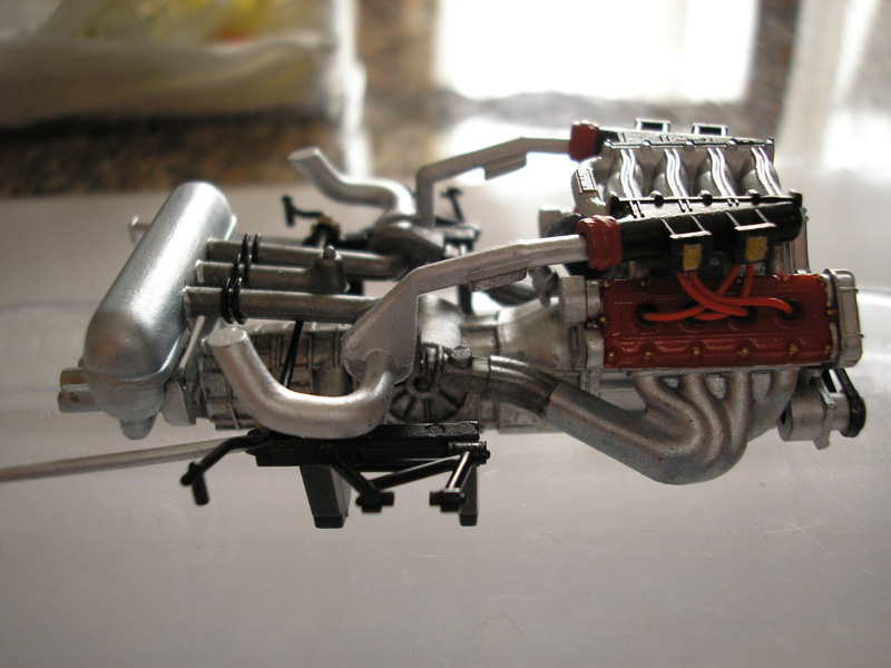 Motor em linha de montagem...