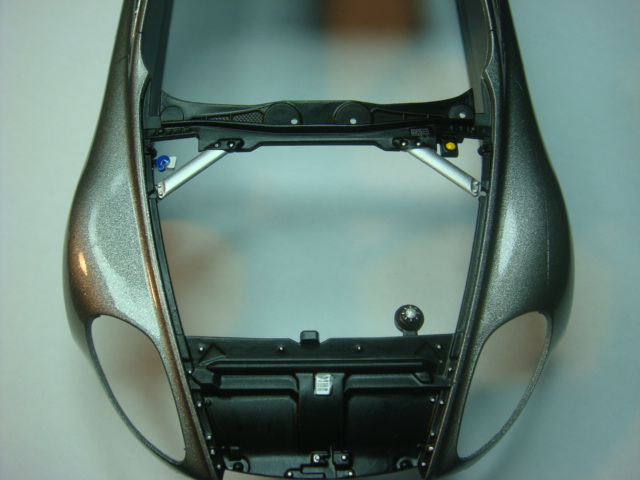 ASTON MARTIN 004.jpg