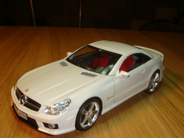 Mercedes SL63 AMG 002.jpg