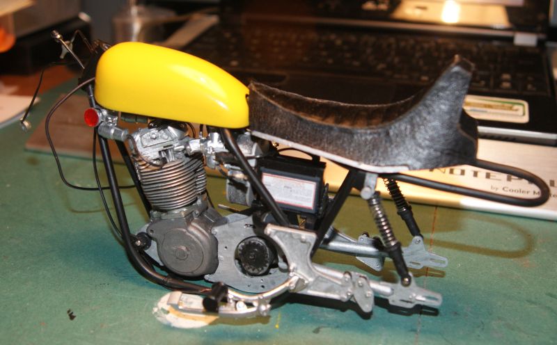 Norton_040_red.jpg