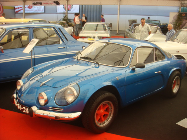AUTOMOBILIA 211.jpg