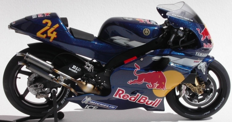 YZR500 RedBull 02.JPG