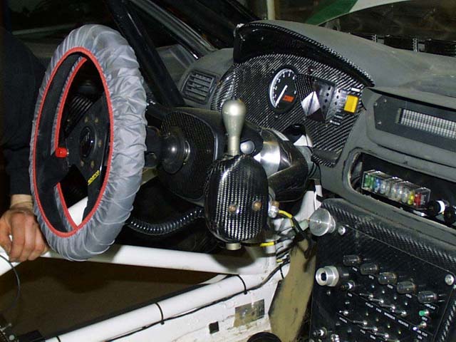 AE111_19.jpg
