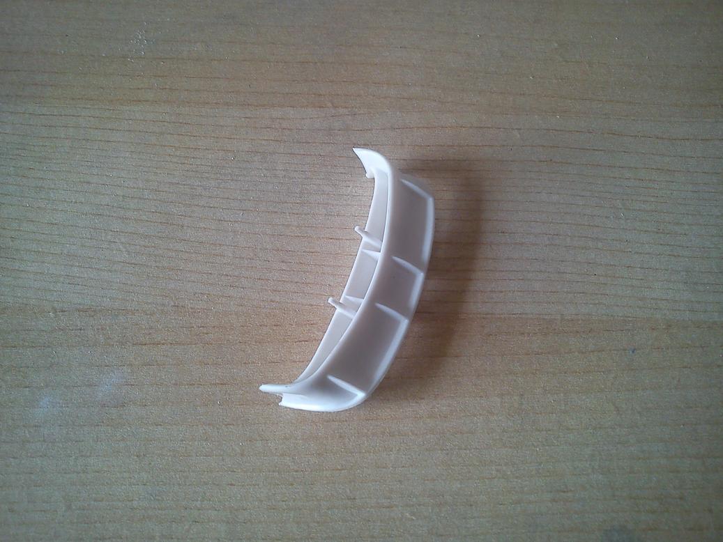 outra parte  que quero alterar é a fixação do airleron que mais uma vez foi aproveitada por parte da belkits a fixação tipo s2000