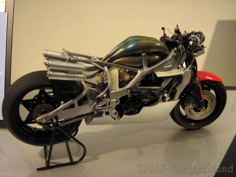 Tamiya_33.jpg